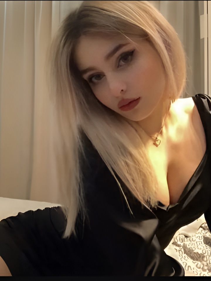 Устинья привлекальеная девушка из Камышина цена от 3000 руб