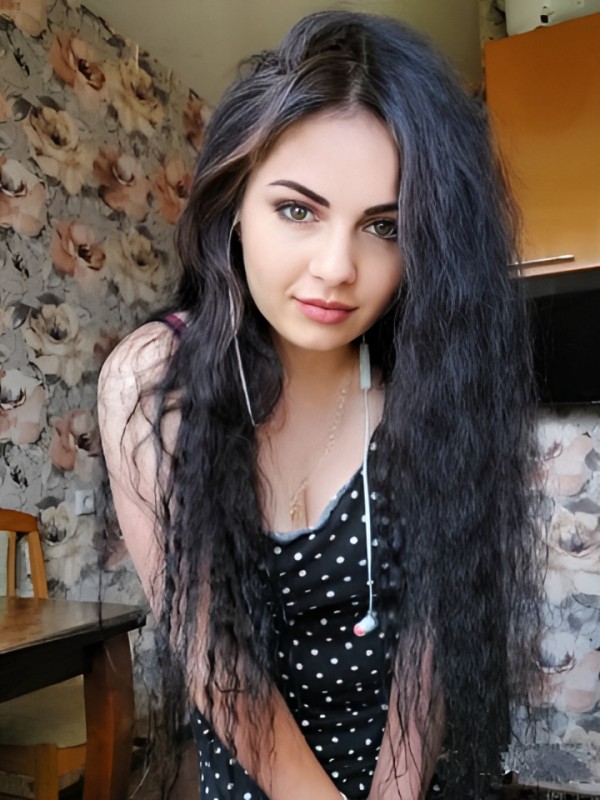 Агнесса привлекательная девушка из Камышина цена от 3000 руб