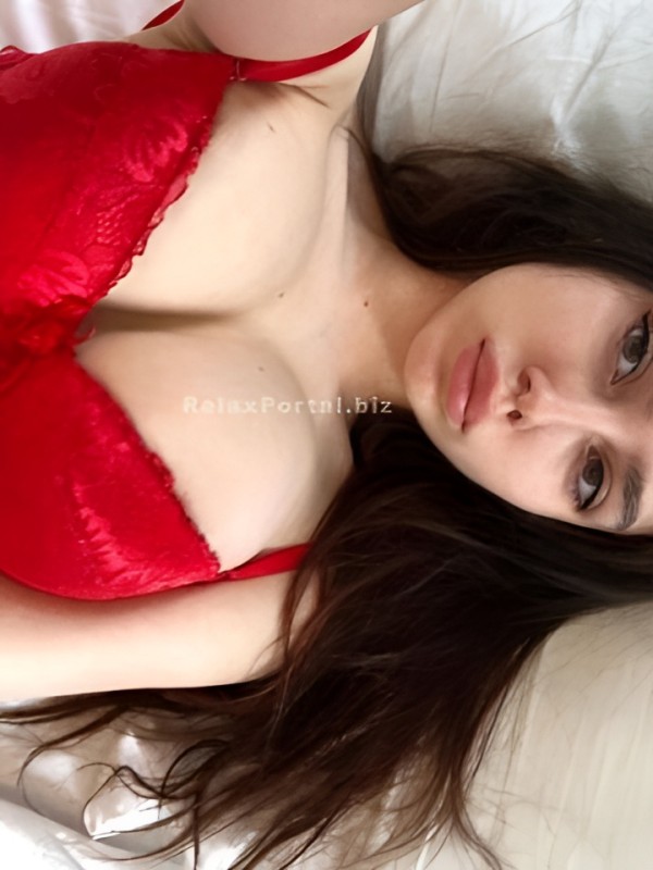 Эвелина привлекательная девушка из Камышина цена от 1500 руб