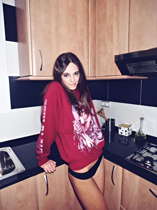 Лейла привлекательная девушка из Камышина цена от 2500 руб