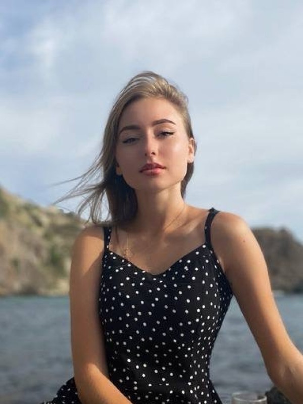 Людмила привлекательная девушка из Камышина цена от 3000 руб