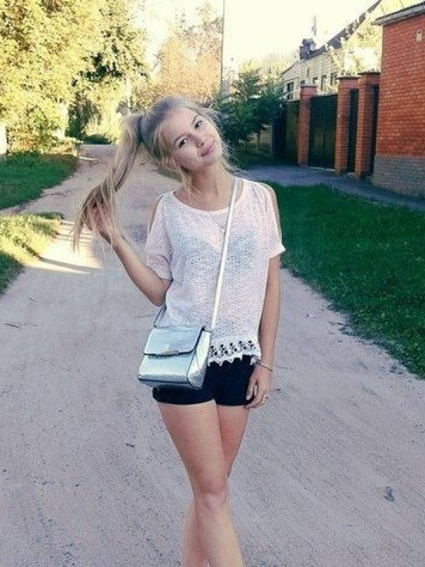 Фая привлекательная девушка из Камышина цена от 3500 руб